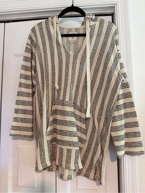 Billabong Cream and Black Striped Knit Pullover